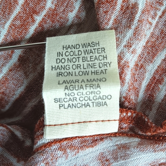 ILLA ILLA Rust and White Boho Tie-Front Bell Sleeve Crop Top Size Large - Picture 8 of 9